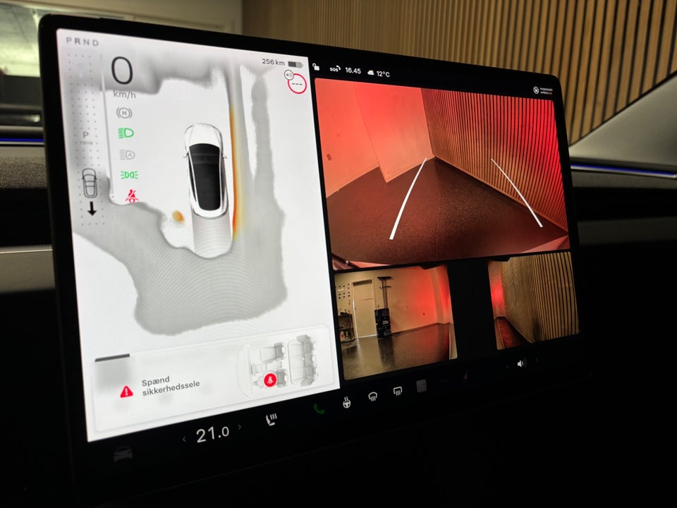 Tesla Model 3 RWD 4d