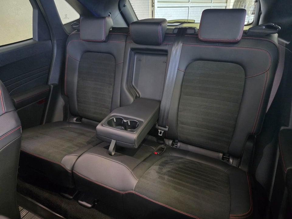 Ford Kuga 2,5 PHEV ST-Line X CVT 5d