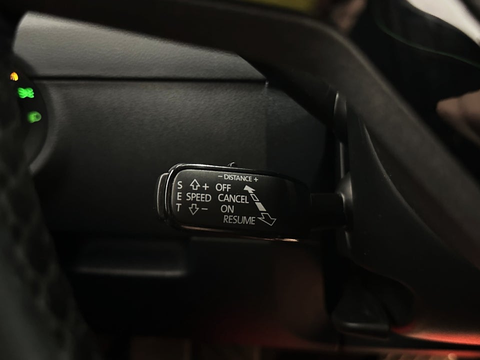 Skoda Octavia 2,0 TDi 150 Celebration Combi DSG 5d