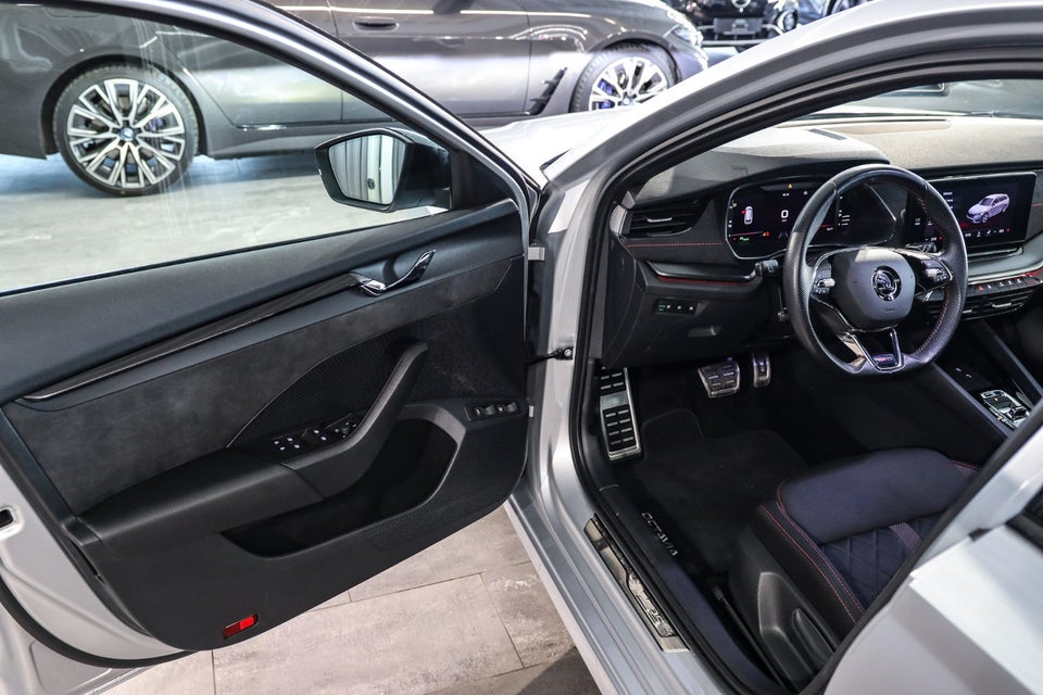 Skoda Octavia 1,4 TSi iV RS Combi DSG 5d