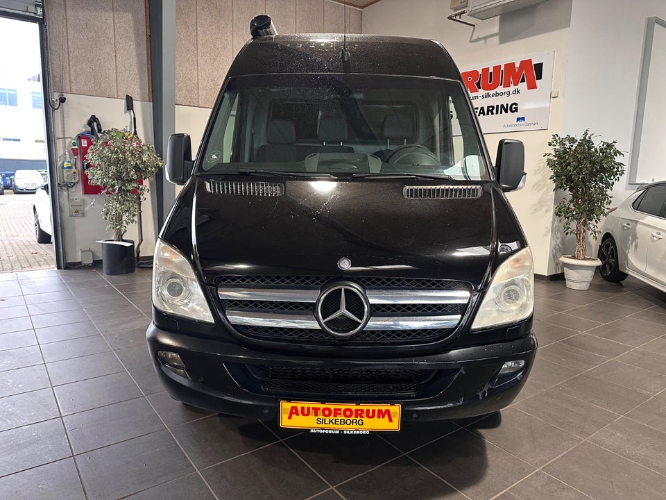 Mercedes Sprinter 318 3,0 CDi R3 Kassevogn 5d