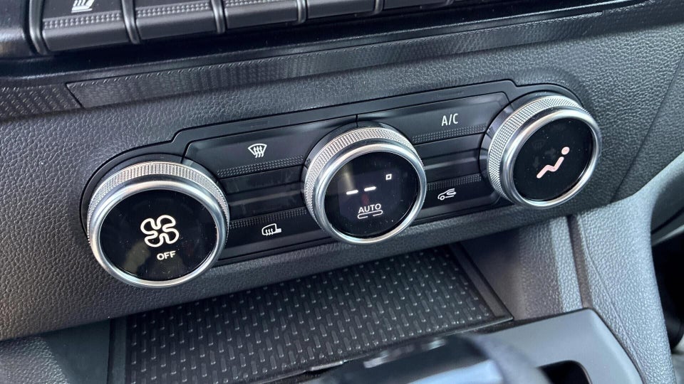Renault Kangoo E-Tech L1 Tekno Van