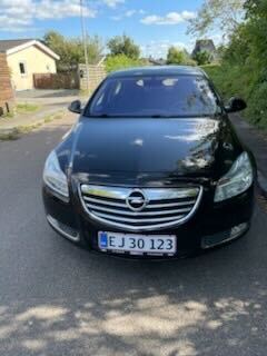 Opel Insignia 2,8 V6 Turbo Cosmo 4x4 4d
