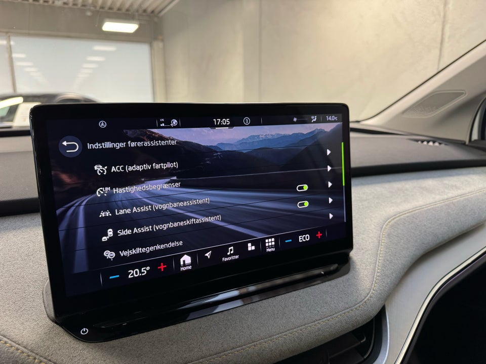 Skoda Enyaq 80 iV Selection Lounge 5d