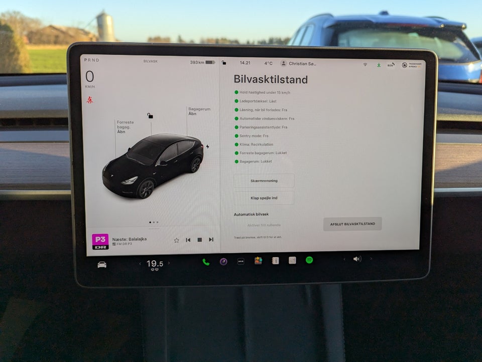 Tesla Model Y Long Range AWD 5d