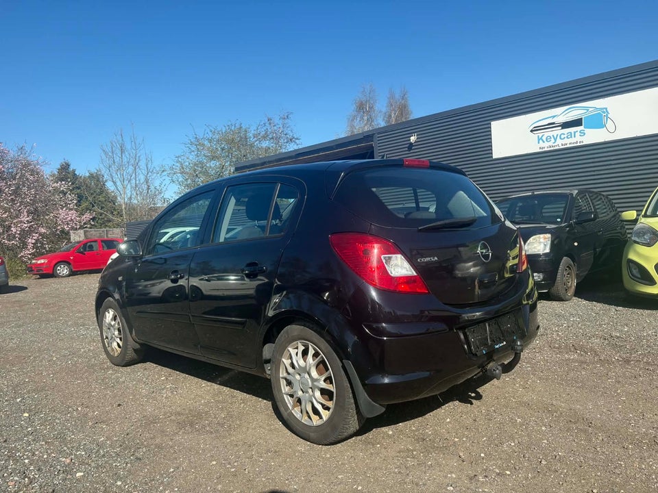 Opel Corsa 1,4 16V Enjoy 5d