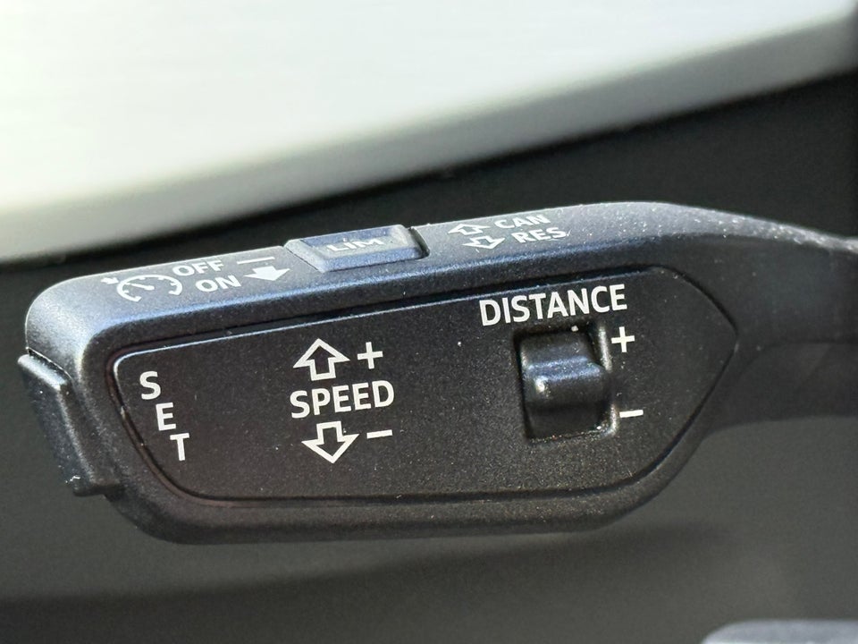 Audi A4 40 TFSi S-line plus Avant S-tr. 5d