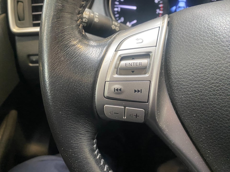 Nissan X-Trail 1,6 Dig-T 163 Acenta 5d