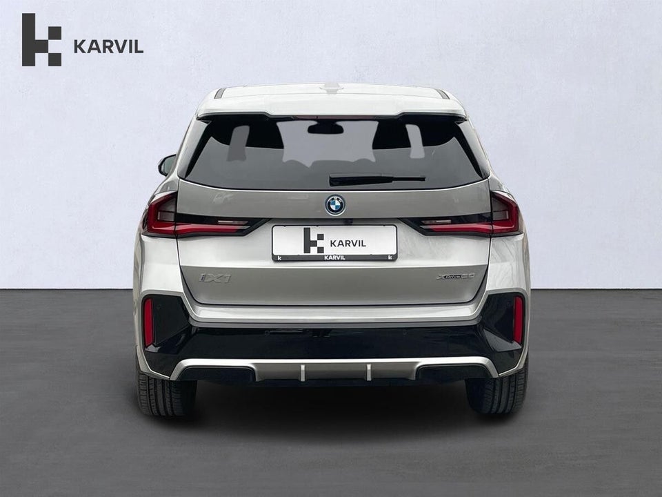 BMW iX1 xDrive30 M-Sport 5d