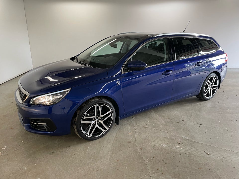 Peugeot 308 1,5 BlueHDi 130 Prestige SW EAT6 5d