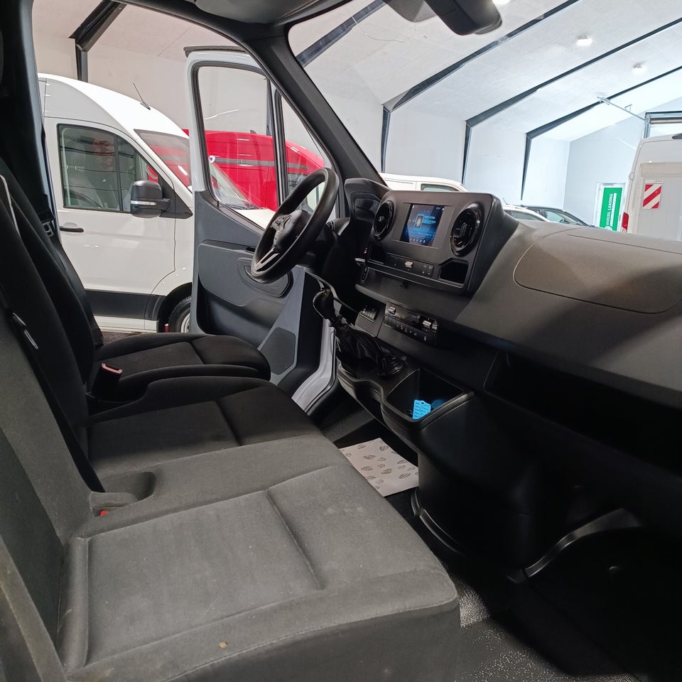 Mercedes Sprinter 316 2,2 CDi A2 Kassevogn RWD
