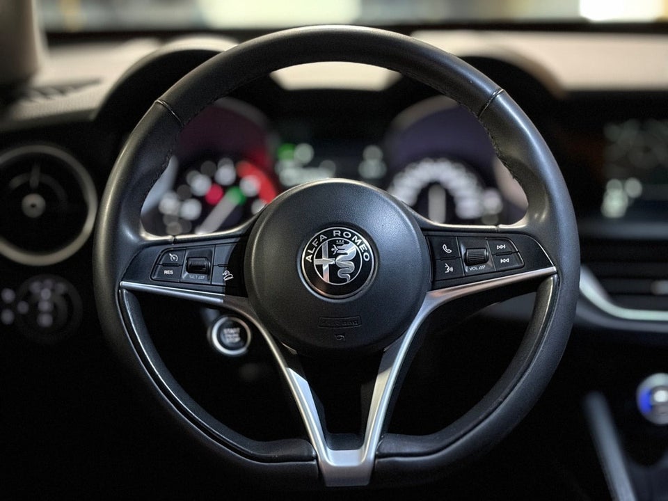 Alfa Romeo Stelvio 2,2 JTD 210 Super aut. Q4 5d