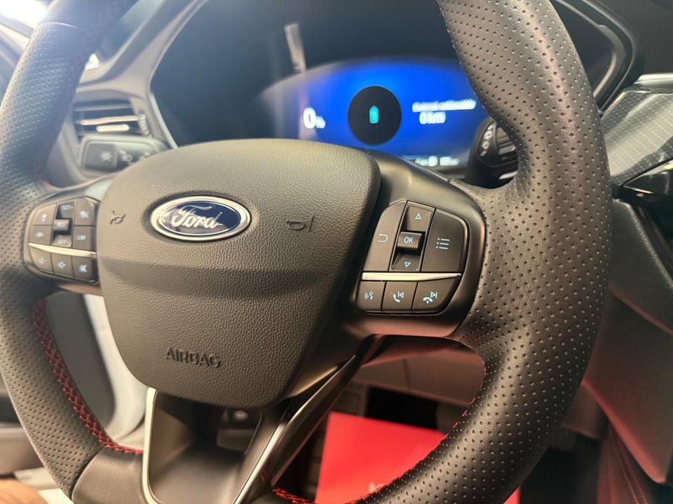 Ford Kuga 2,5 PHEV ST-Line X CVT 5d