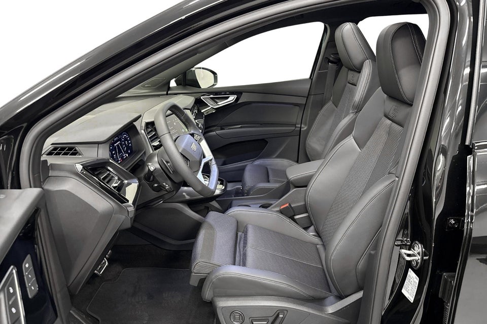 Audi Q4 e-tron 45 S-line Edition 5d