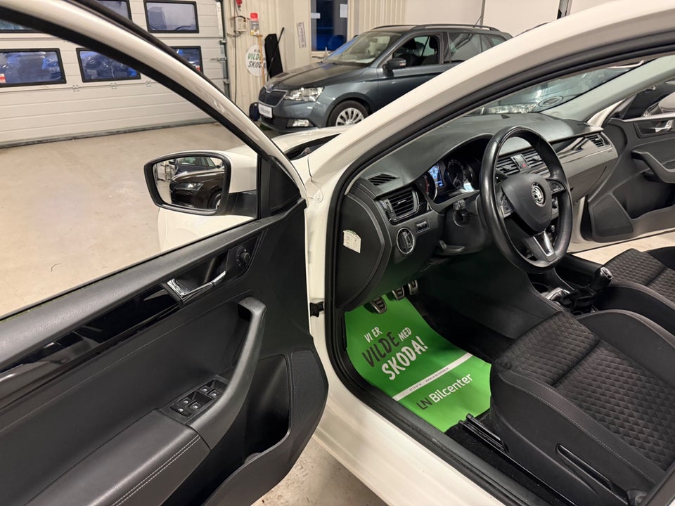Skoda Rapid 1,0 TSi 110 Ambition 5d