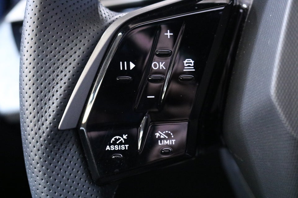 Peugeot e-5008 77 GT Pack 7prs 5d