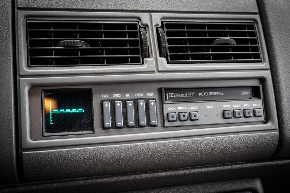 Chevrolet C1500 V8 Pick-up 2d