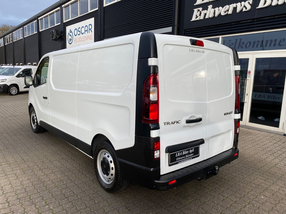 Renault Trafic T29 2,0 dCi 120 L2H1