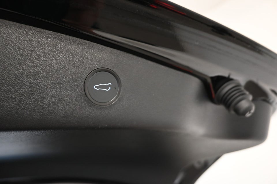 Tesla Model 3 Performance AWD 4d