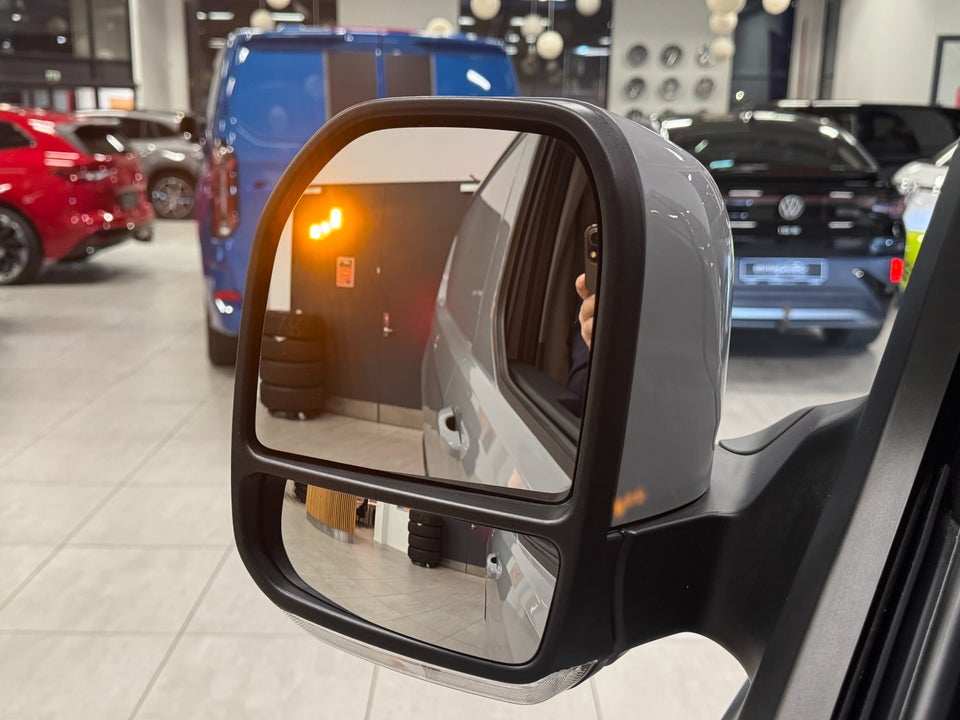 Ford E-Transit Custom 340L 64 Limited