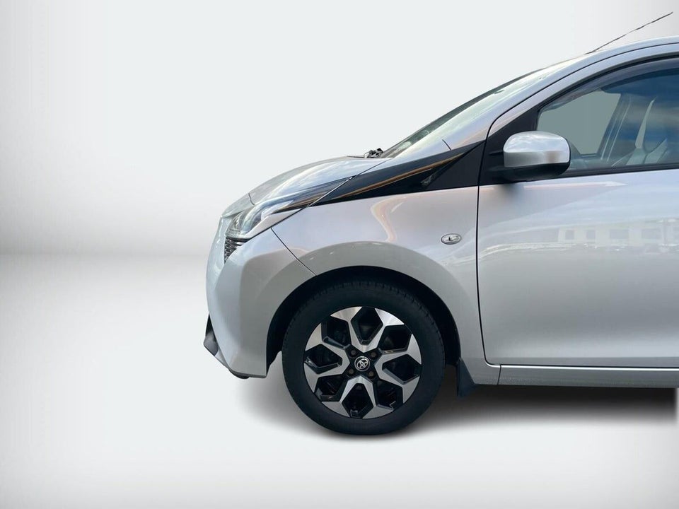 Toyota Aygo 1,0 VVT-i x-pose 5d