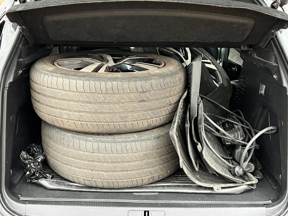 Peugeot 3008 1,6 Hybrid GT Line EAT8 5d