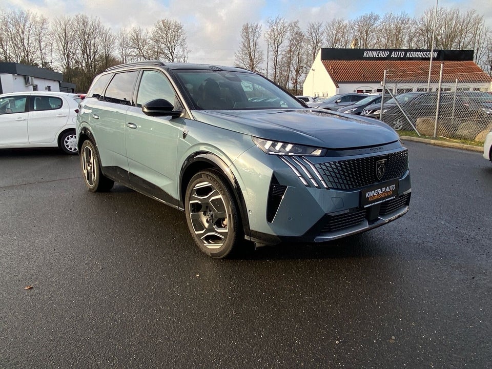 Peugeot e-5008 77 GT Pack 7prs 5d