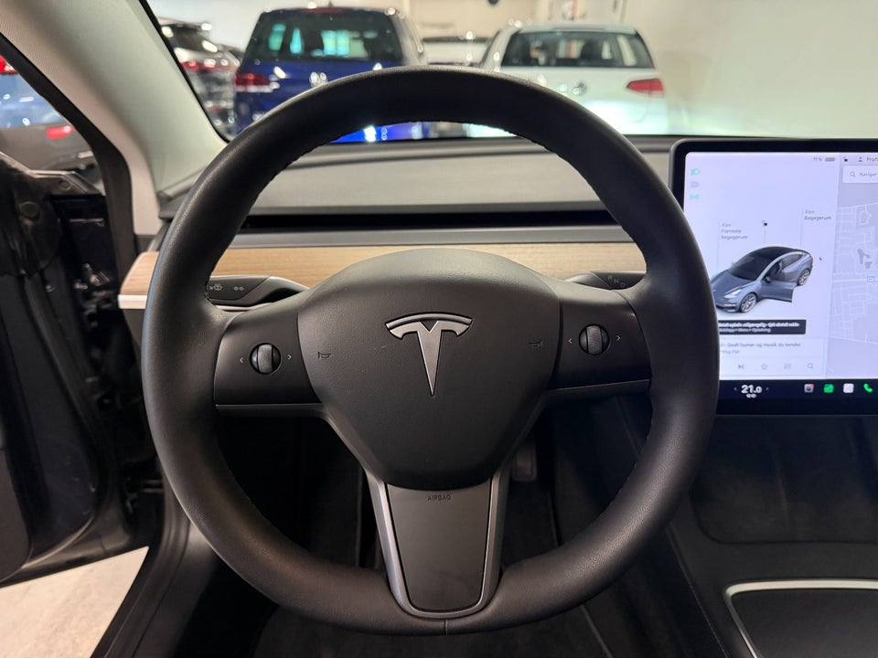 Tesla Model 3 Long Range AWD 4d