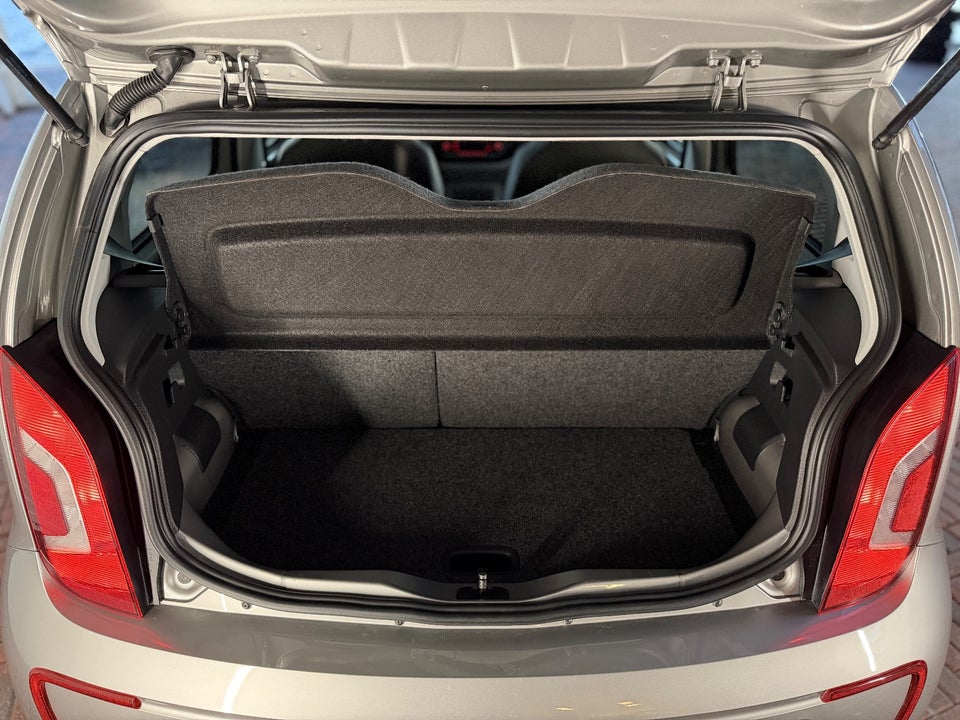 VW e-Up! High Up! 5d