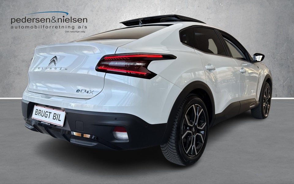 Citroën ë-C4 X 50 Shine 4d