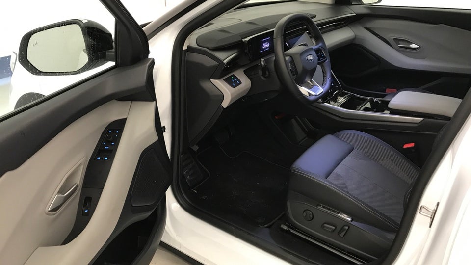 Ford Explorer 77 Select Extended Range 5d