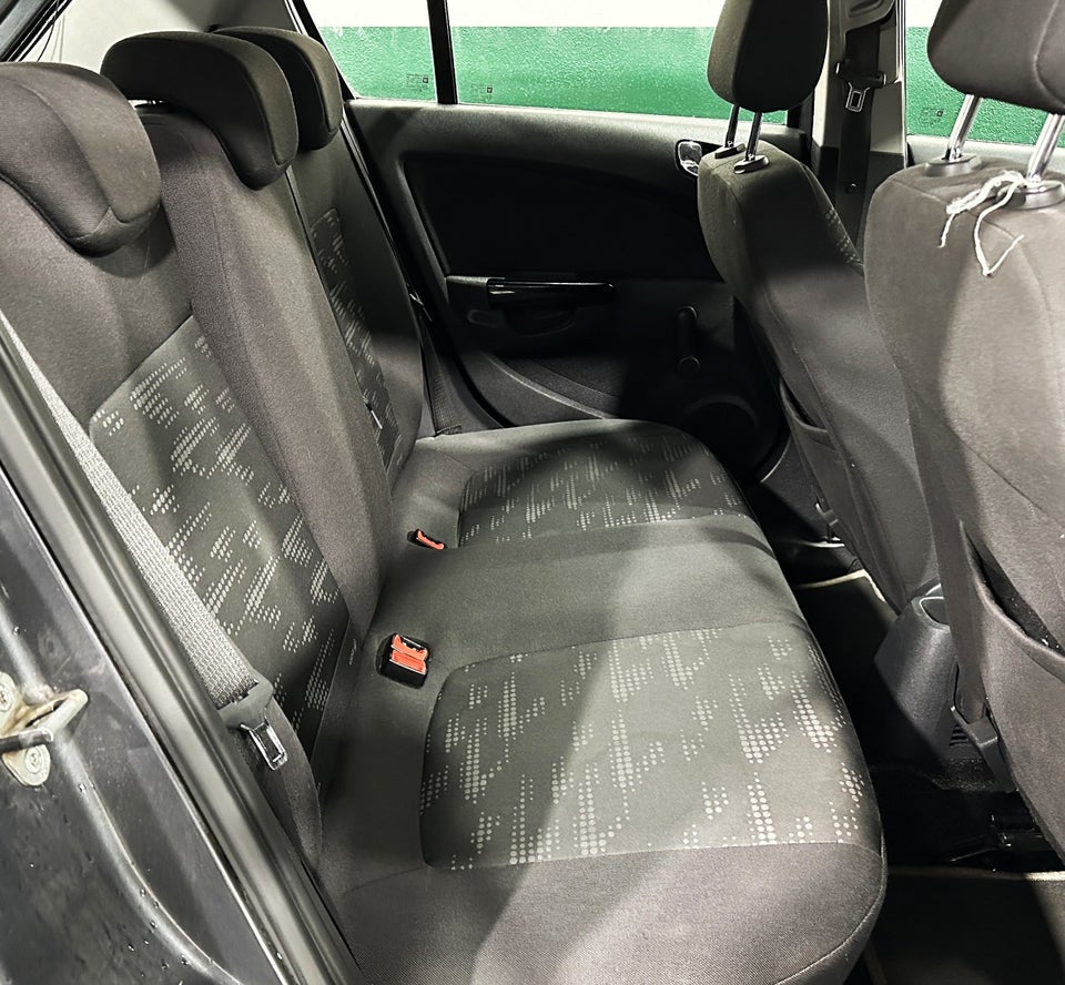 Opel Corsa 1,0 12V Enjoy 5d