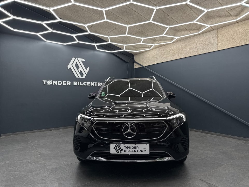 Mercedes EQB300 Progressive 4Matic 5d