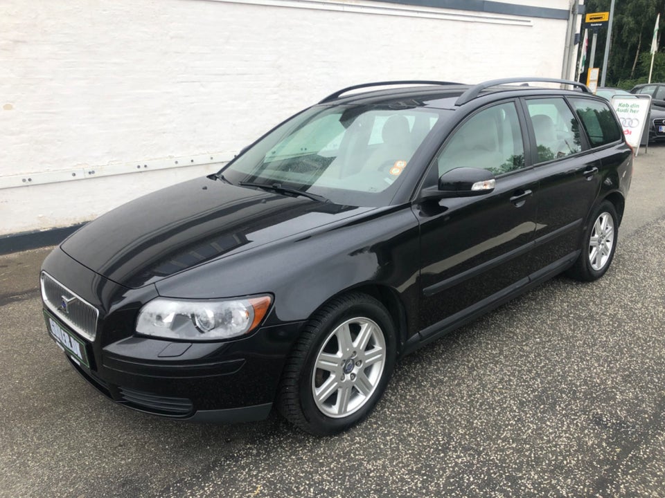 Volvo V50 1,8 Momentum 5d