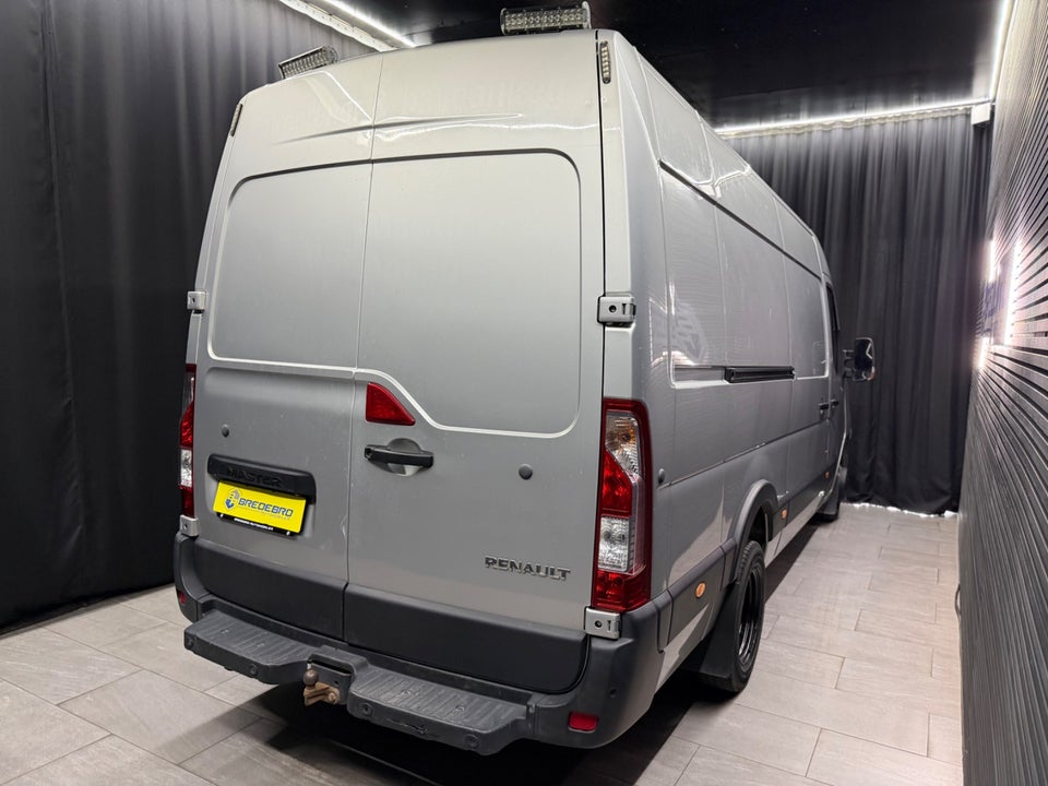 Renault Master III T35 2,3 dCi 145 L3H3 Kassevogn RWD