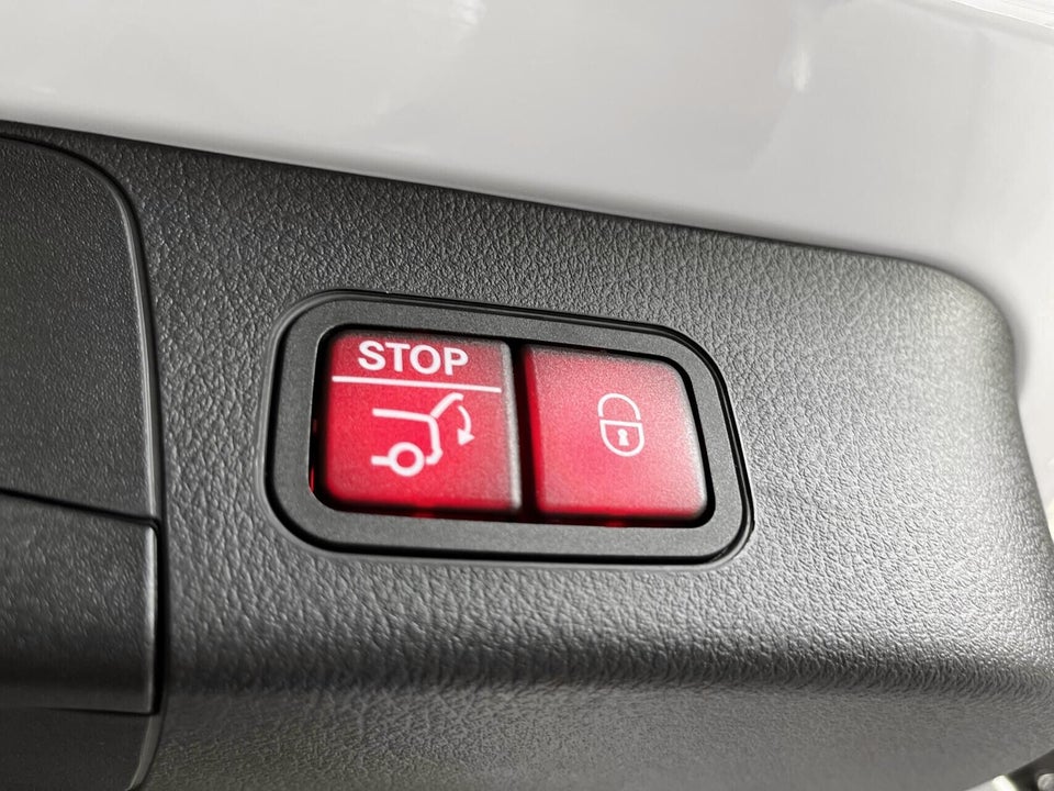 Mercedes EQB300 AMG Line 4Matic 5d