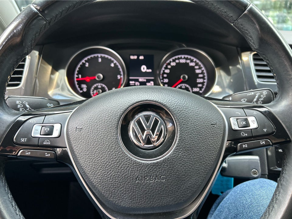 VW Golf VII 1,6 TDi 115 Comfortline Variant 5d