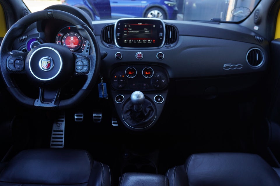 Abarth 595 1,4 T-Jet 180 70th Esseesse 3d