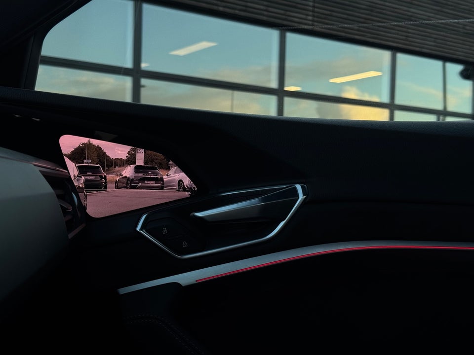 Audi e-tron S Sportback quattro 5d