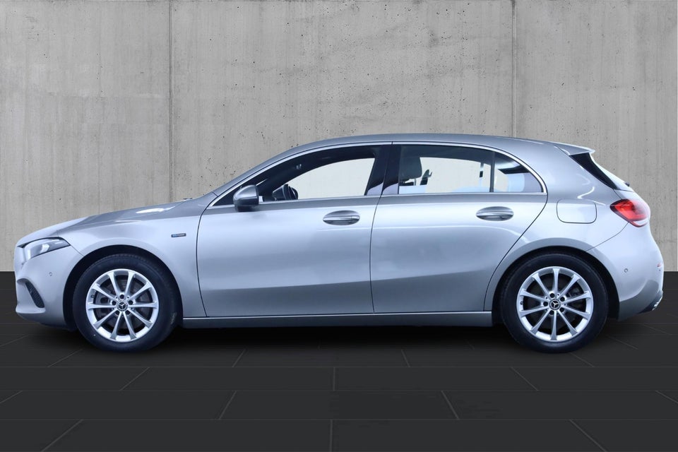 Mercedes A250 e 1,3 aut. 4d