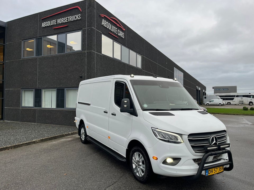 Mercedes Sprinter 319 3,0 CDi A2 Kassevogn aut. RWD