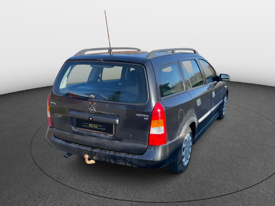 Opel Astra 1,6 8V CDX stc. 5d