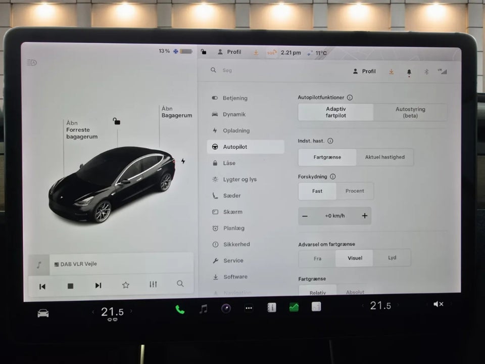 Tesla Model 3 Standard Range+ RWD 4d
