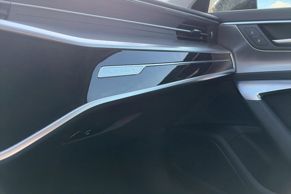 Audi A6 50 TFSi e Sport Prestige Avant quattro S-tr. 5d