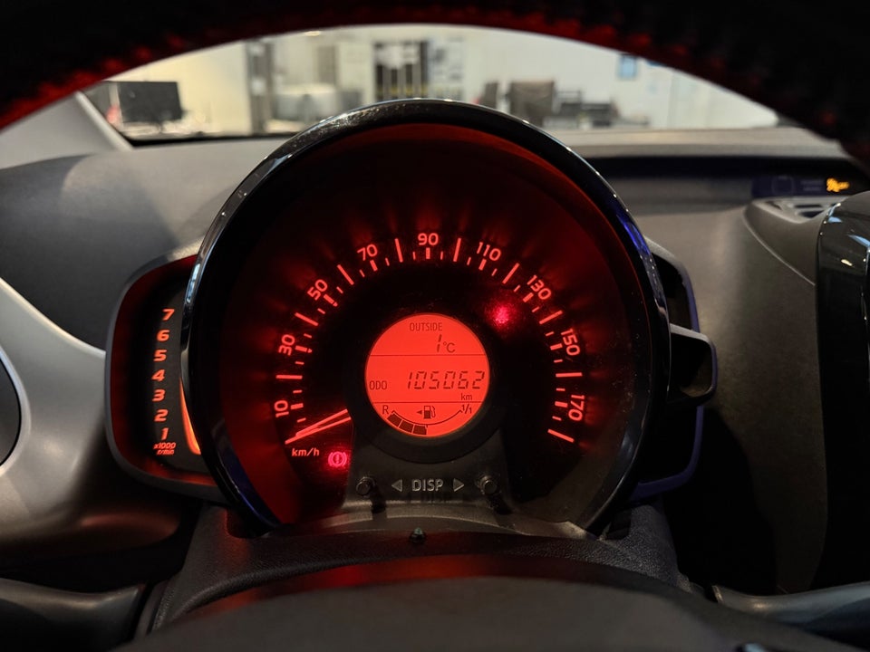 Peugeot 108 1,0 e-VTi 69 More 5d