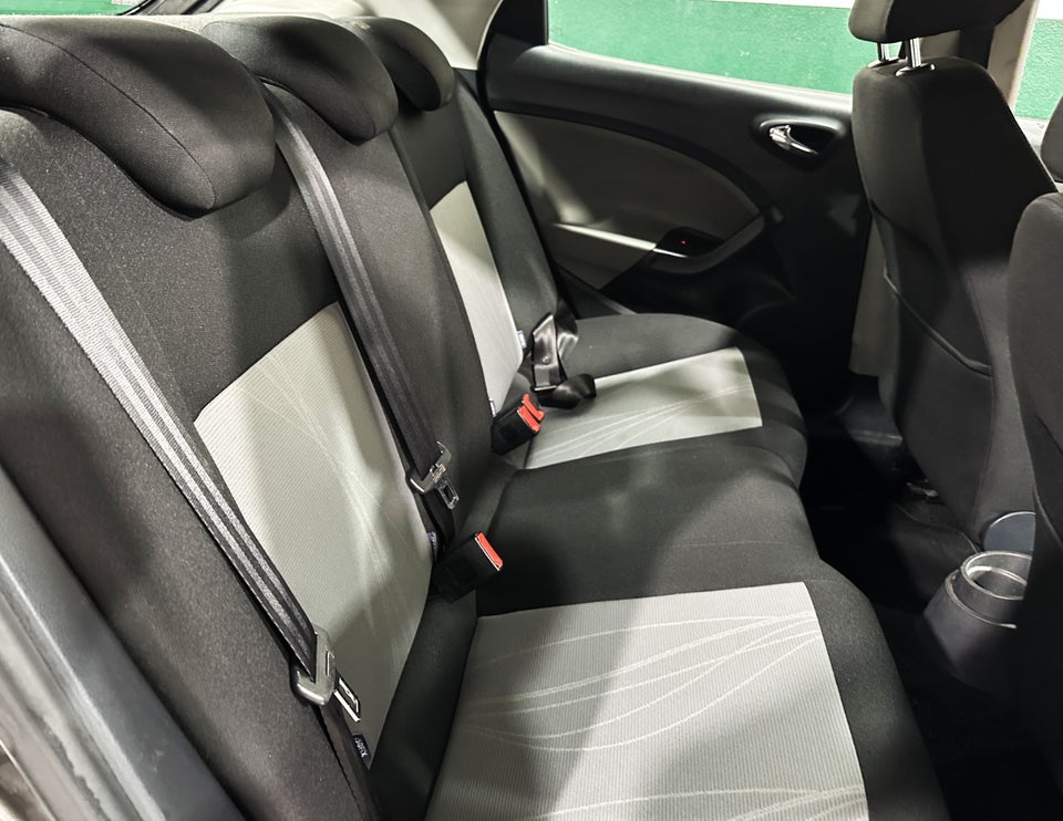 Seat Ibiza 1,6 TDi 90 Style 5d