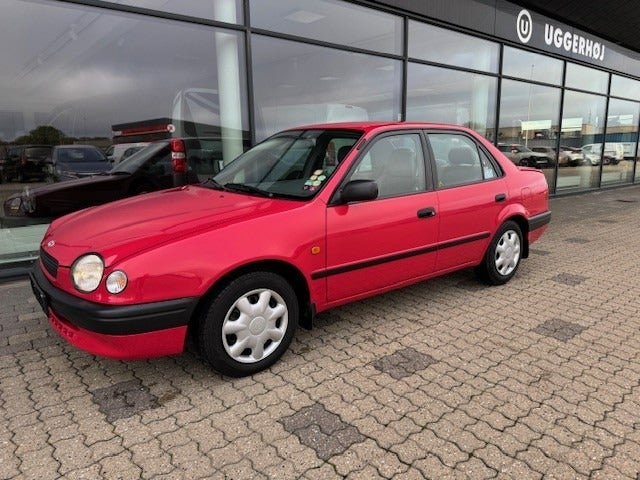 Toyota Corolla 1,3 Terra 4d