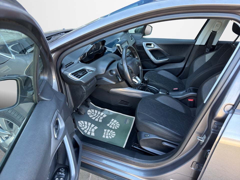 Peugeot 2008 1,6 BlueHDi 100 Active 5d