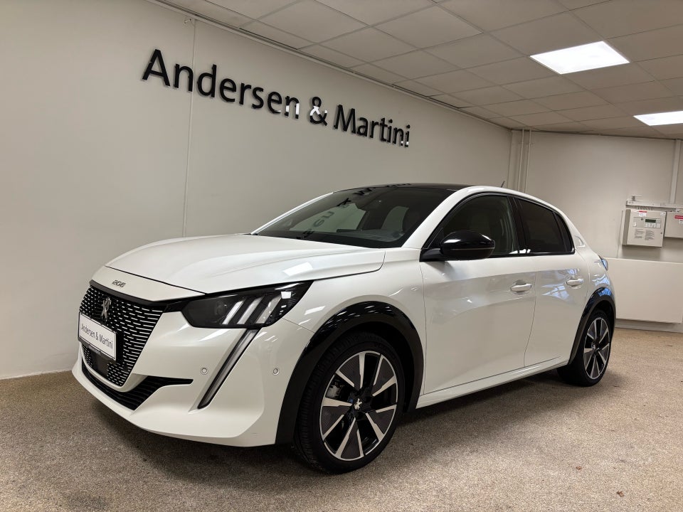 Peugeot e-208 50 GT 5d