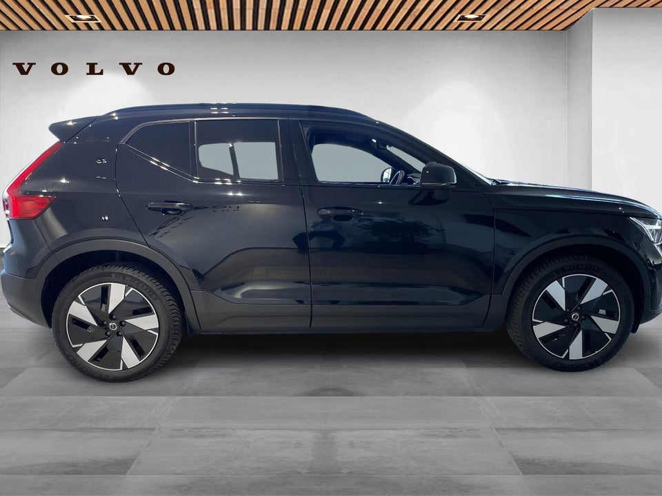 Volvo XC40 ReCharge Extended Range Plus 5d